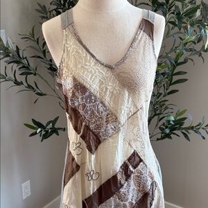 Anthropologie Tiny Brand Top size M EUC, neutral colors